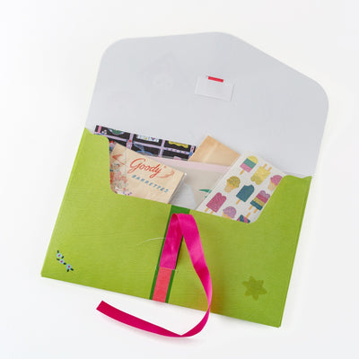 Hobonichi Techo 2026 Mini Folder - Yumi Kitagishi: White Cat