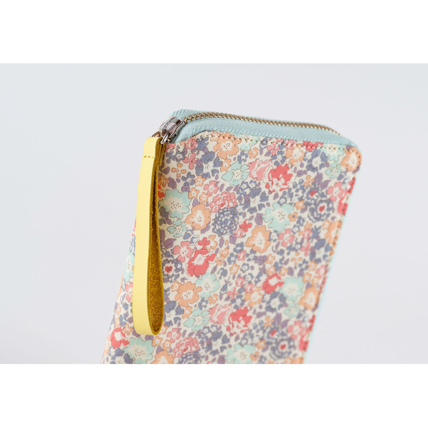 Couverture Hobonichi Techo 2025 semaines - Tissus Liberty : Michelle