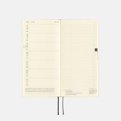 Semanas de Hobonichi Techo 2025 - Línea blanca: marfil (inglés)