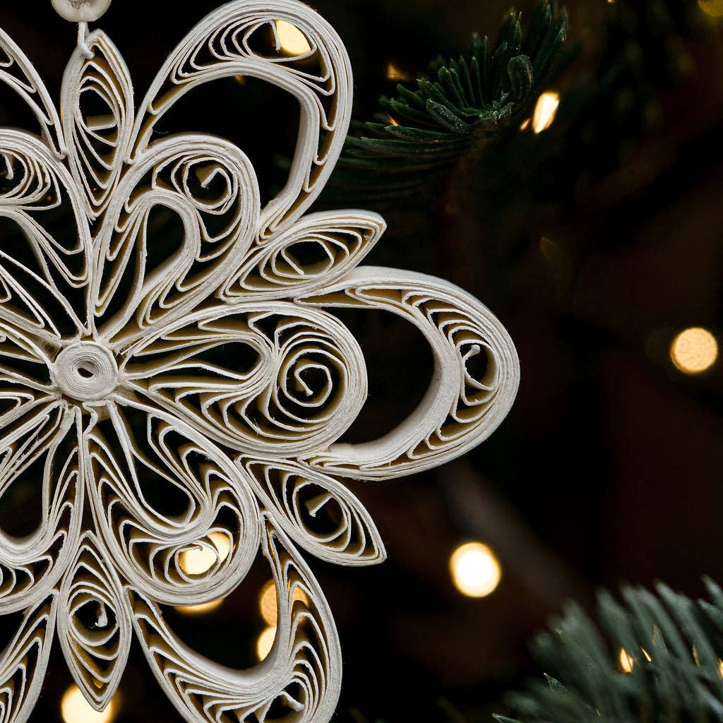 Quilled Spica Star Paper Hanging Ornament