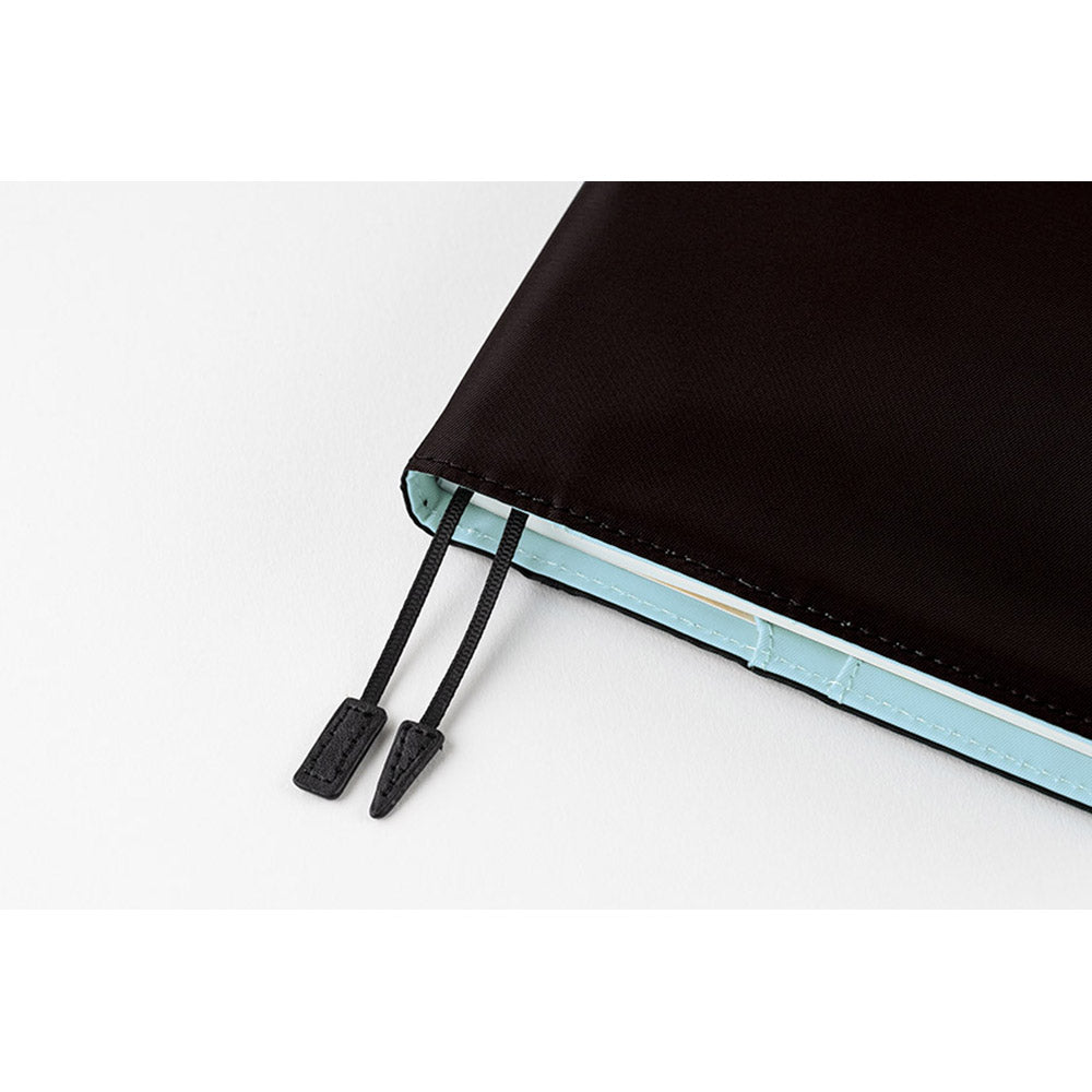 Couverture Hobonichi Techo Cousin, A5 - Couleurs : Noir x Bleu clair