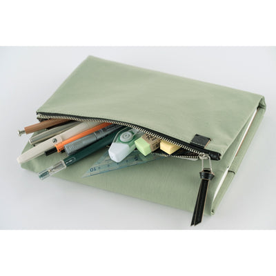 Hobonichi Techo 2026 Cousin Book & Cover, A5 - Tragen: Oakmoss (Jan/Mon Start)