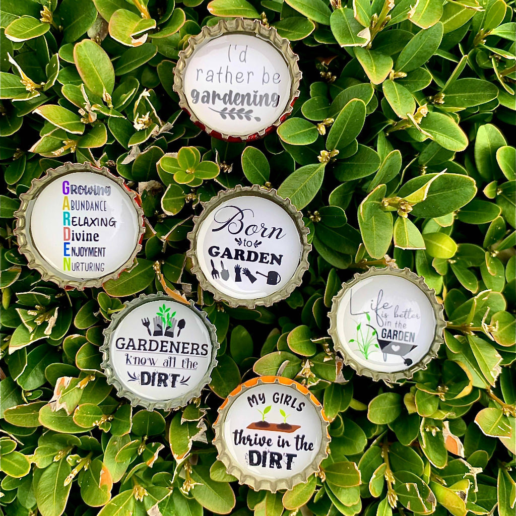 Gardener Bottle Cap Magnet Set