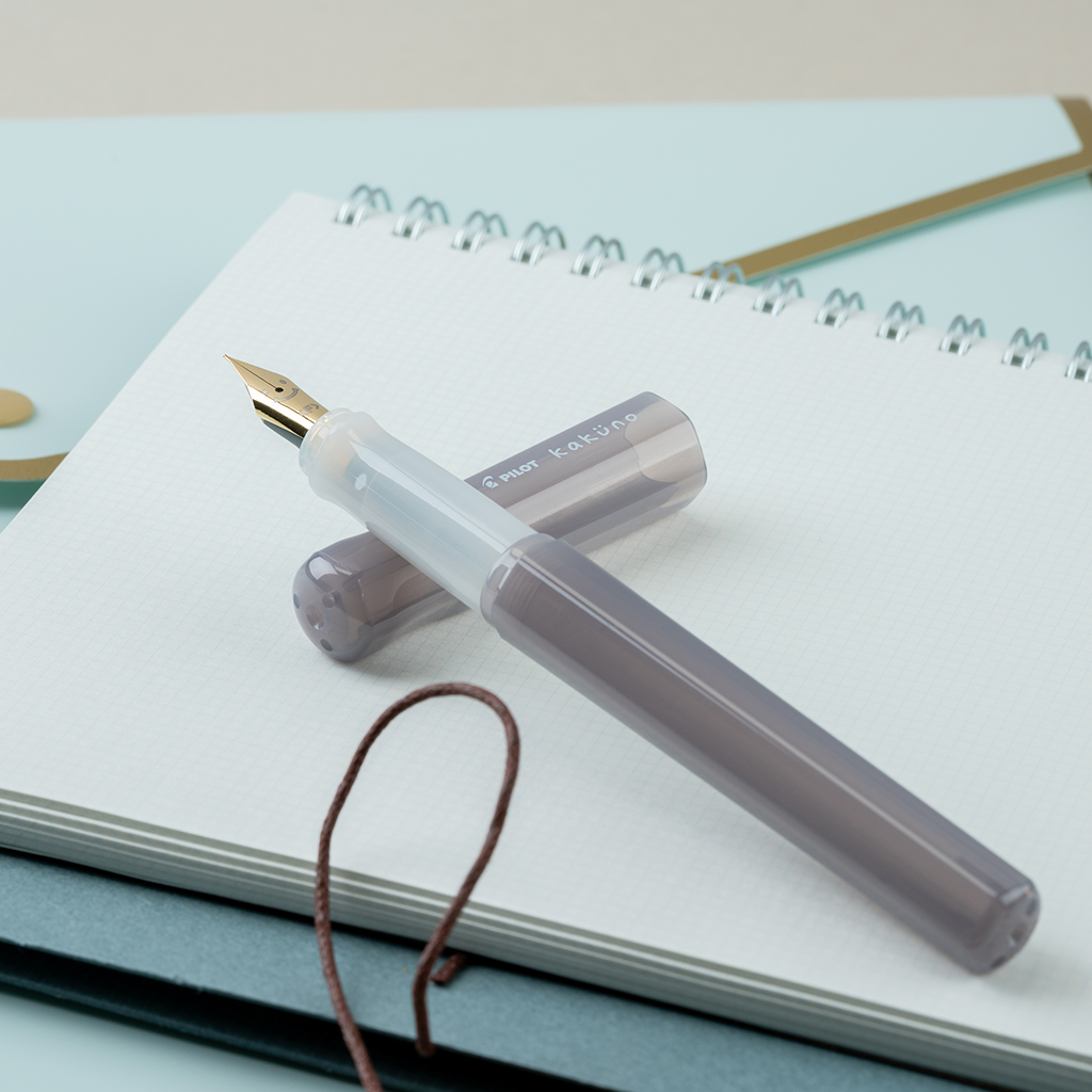 Pilot Kakuno Madoromi Fountain Pen, Nimbus Gray