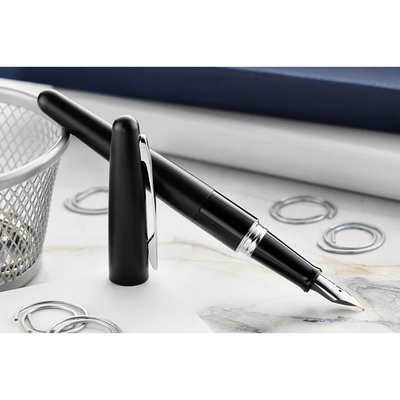 Pilot Metropolitan Fountain Pen, Black